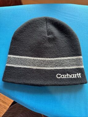 Carhartt Adult Black Beanie with Gray Stripes